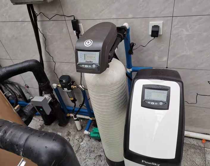 上海徐匯區尚海灣豪庭客戶安裝 前置過濾器+中央凈水器+中央軟水機