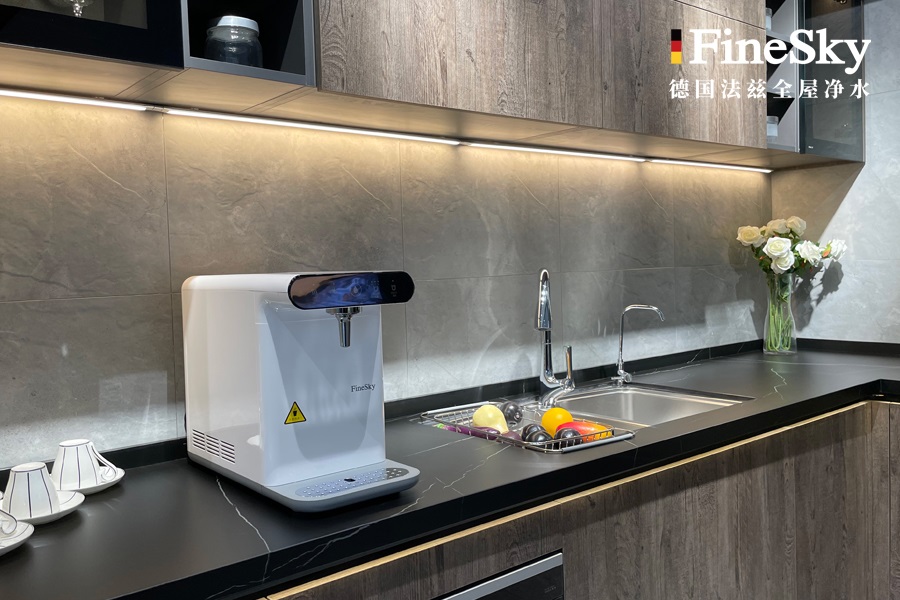德國法茲直飲水機:讓健康飲水變得簡單又智能(圖2) 面_1-(1).jpg